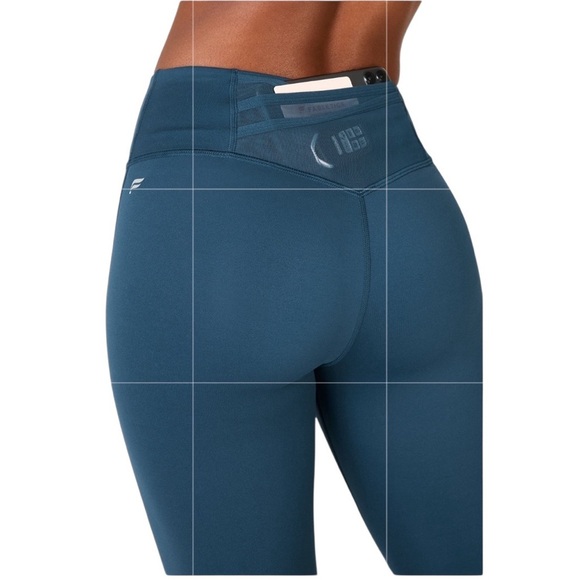 Fabletics Blue Abyss High-Waisted Motion 365 Leggings Compression Fit Size M/L - Picture 1 of 11